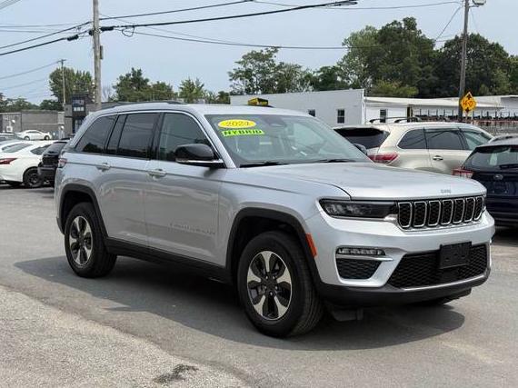 JEEP GRAND CHEROKEE 2024 1C4RJYB63RC720604 image